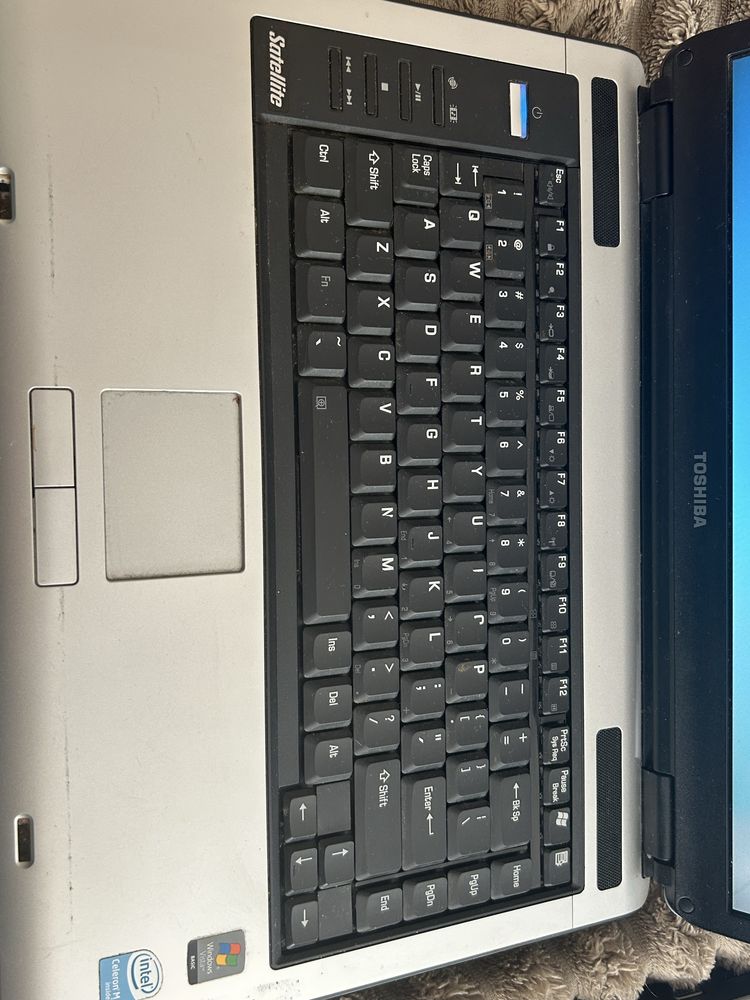 Laptop TOSHIBA 2007rok