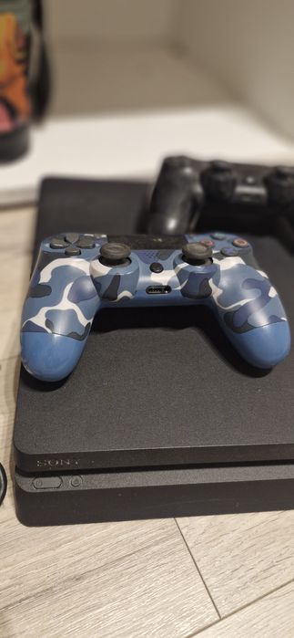 Konsola Ps4 slim 1 Tb