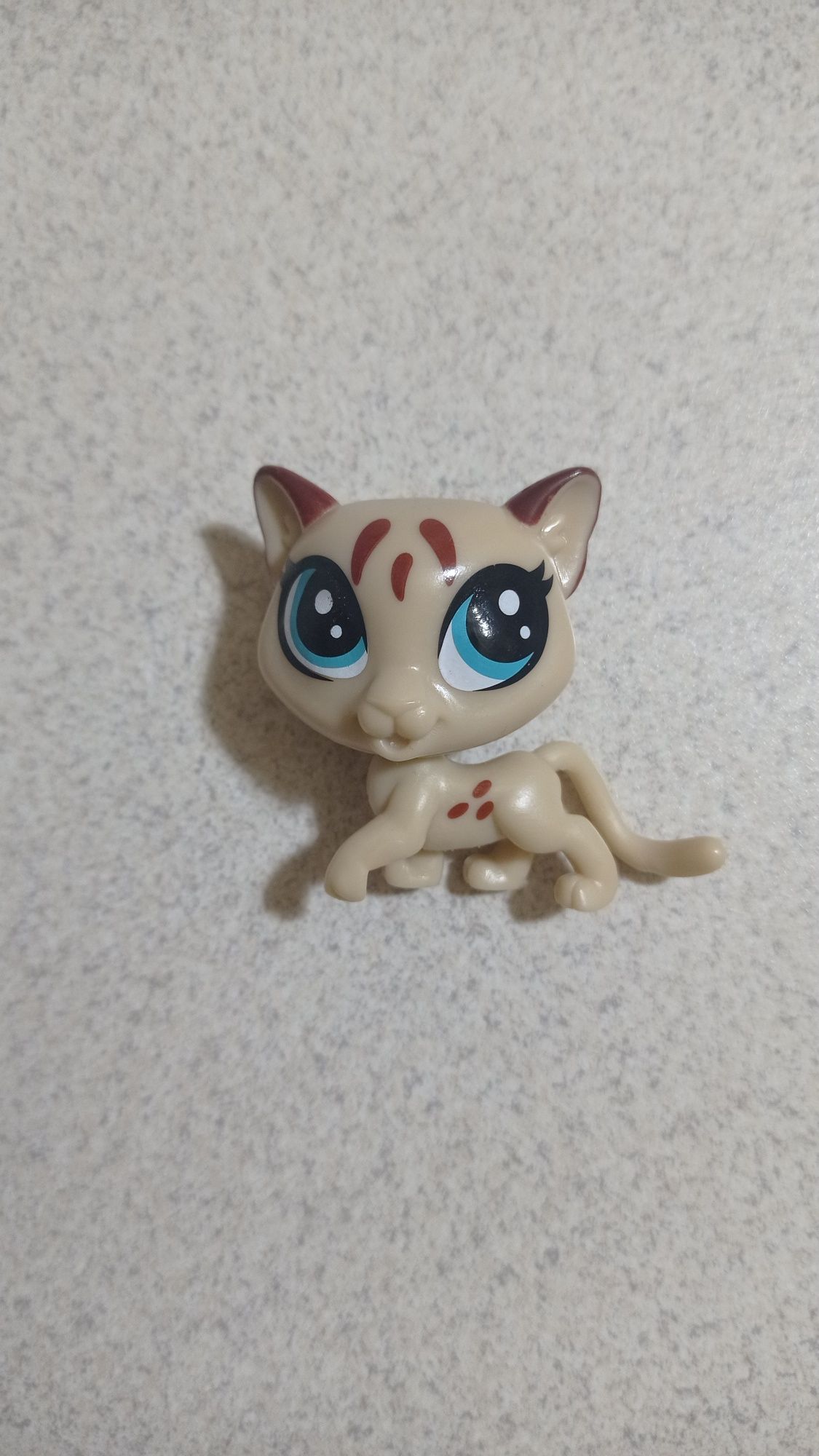 Zwierzątko LPS org. figurka firmy Hasbro - Puma Cougar - 2020 r / NOWA