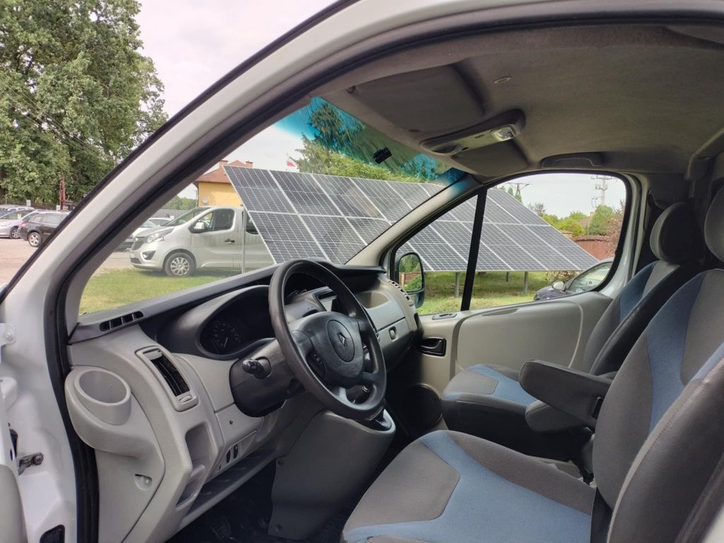Renault Trafic, Vivaro 2.0Td, karetka,ambulans,specjalny,furgon,Kamper