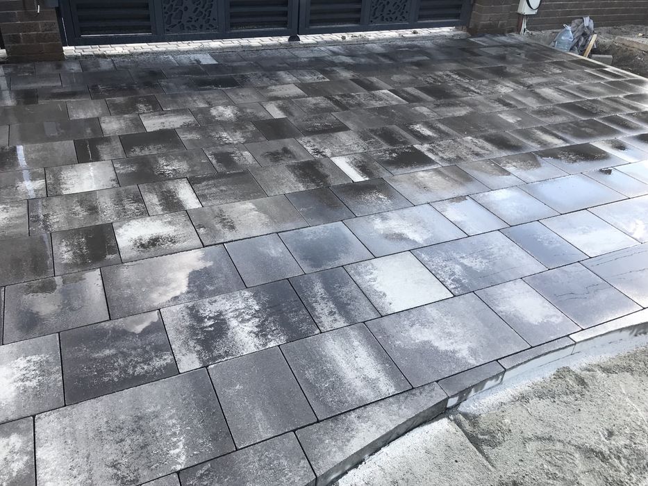 Укладка тротуарной плитки