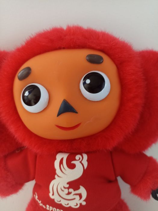 Мягкая игрушка Чебурашка.