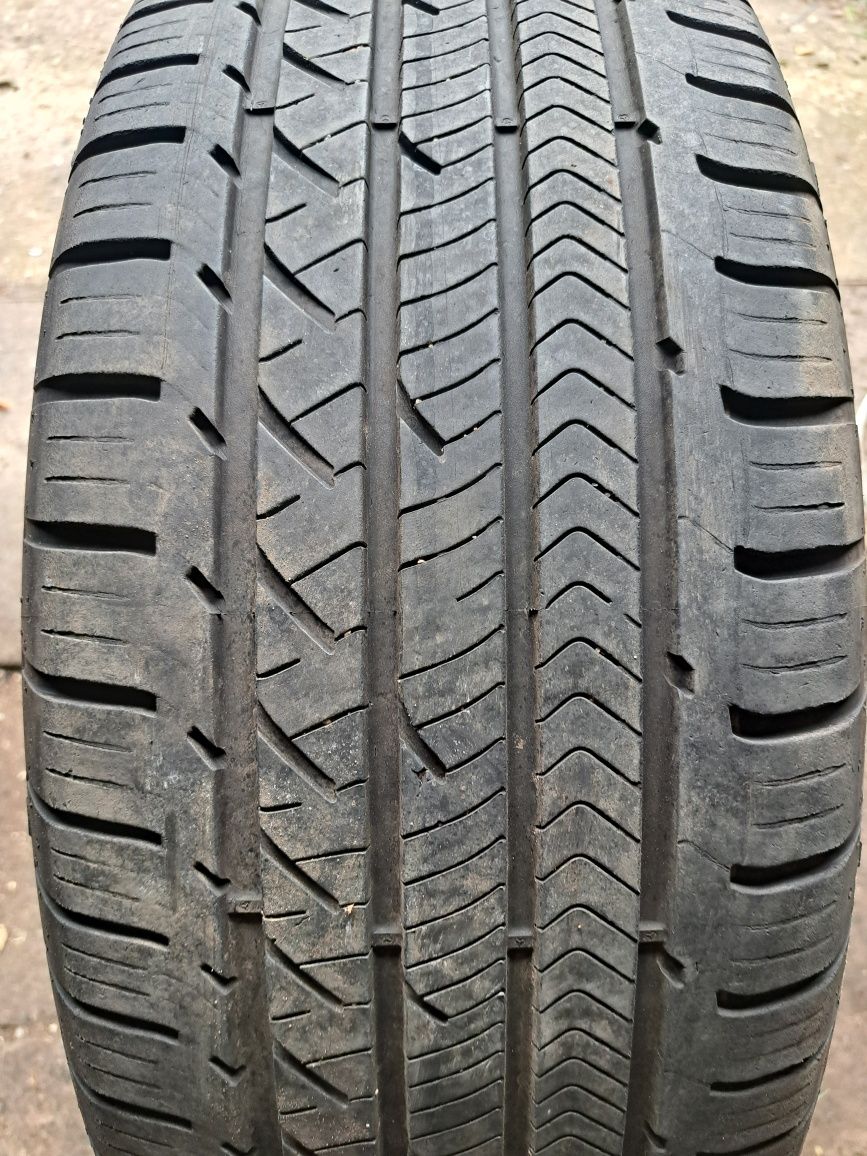 Opona Goodyear Eagle Sport 235 50 r19 USA Q3