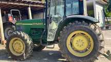 Trator John Deere 5510 Ano 2011