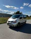 Wynajem Renault Trafic – 9 miejsc, przestronny i komfortowy!