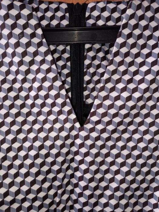 Elegancka sukienka r. M/L