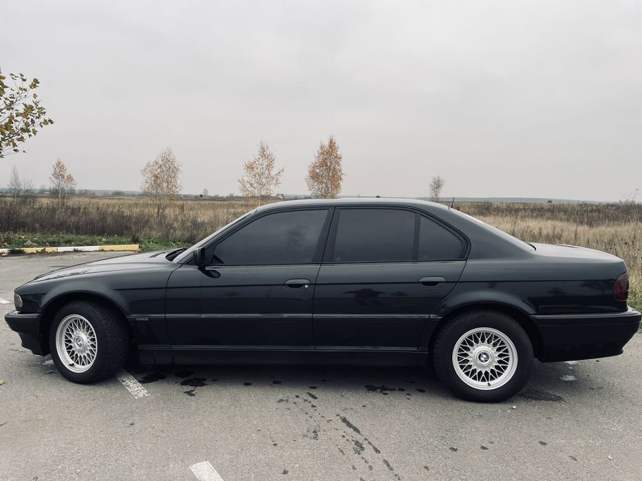 Продам BMW E38 2.8 m52b28