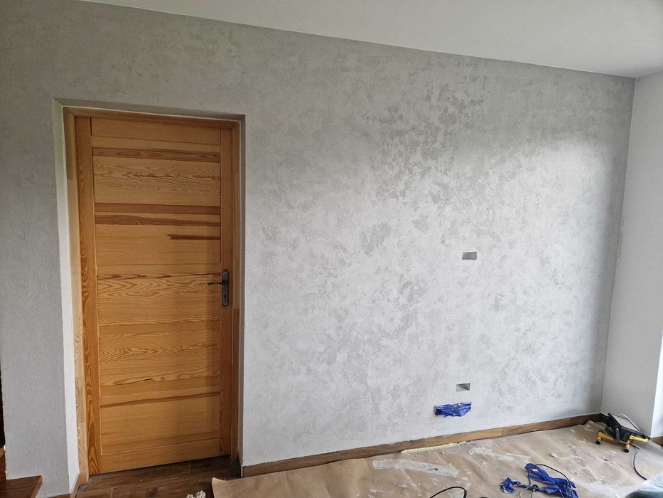 Gładzie/Malowanie agregatami, tynki ozdobne, zabudowa GK