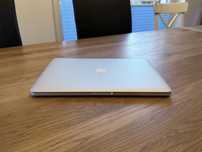 MacBook Pro 2015, 256 GB, Retina