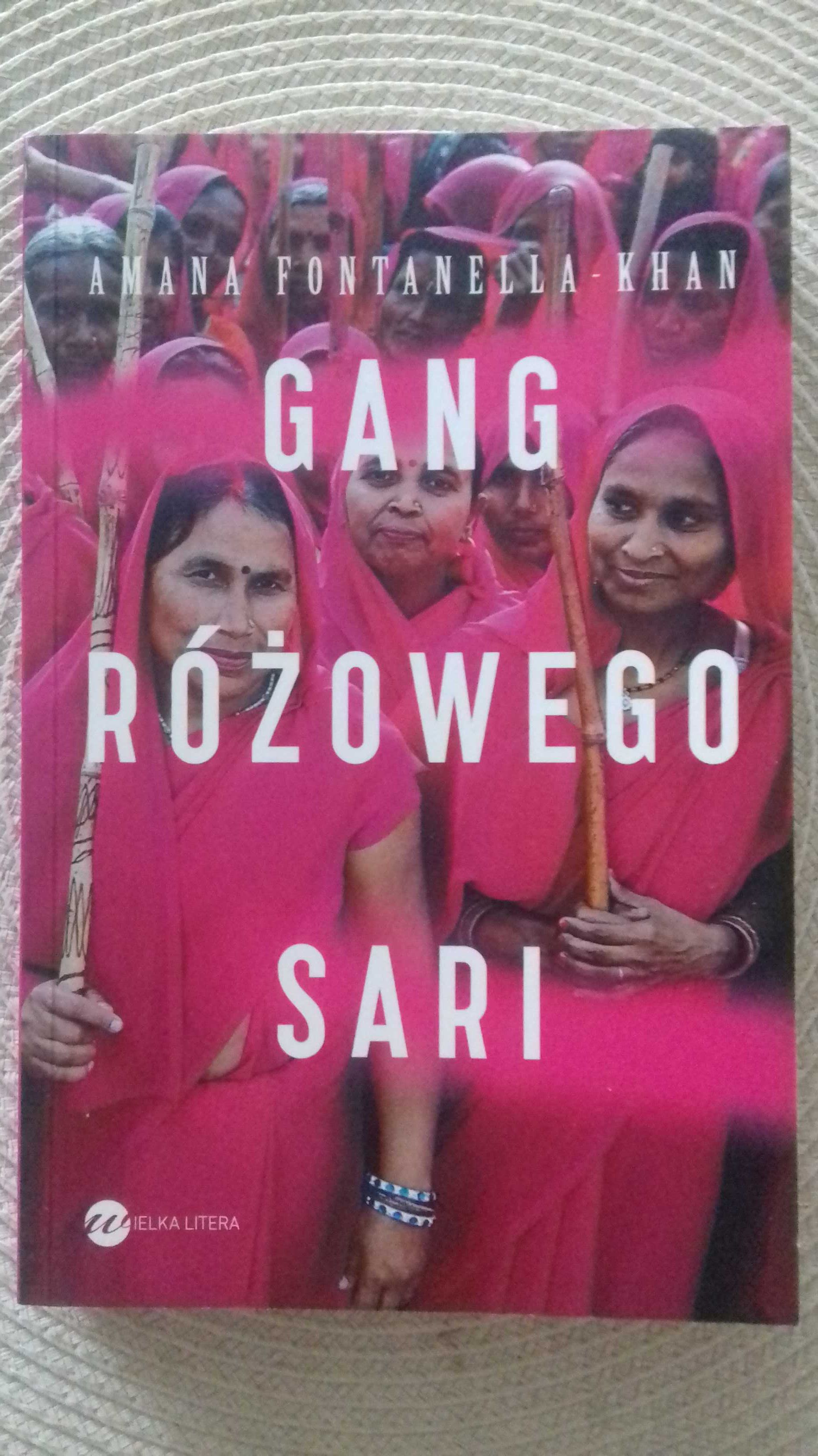 Gang różowego sari Amana Fontanella Khan książka