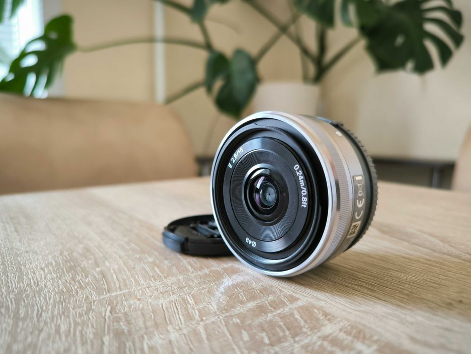 Sony 16 f/2.8 ! Блинчик ! Идеальное состояние ! Байонет Е (NEX, Alpha)