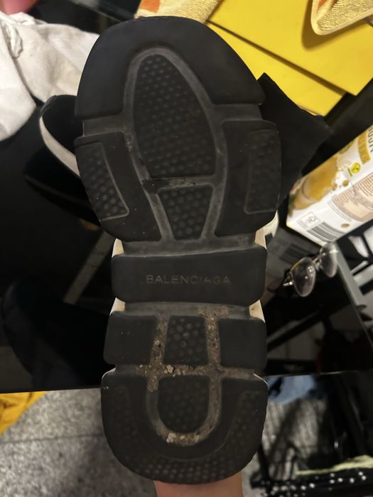 Tenis Balenciaga em muito bom estado