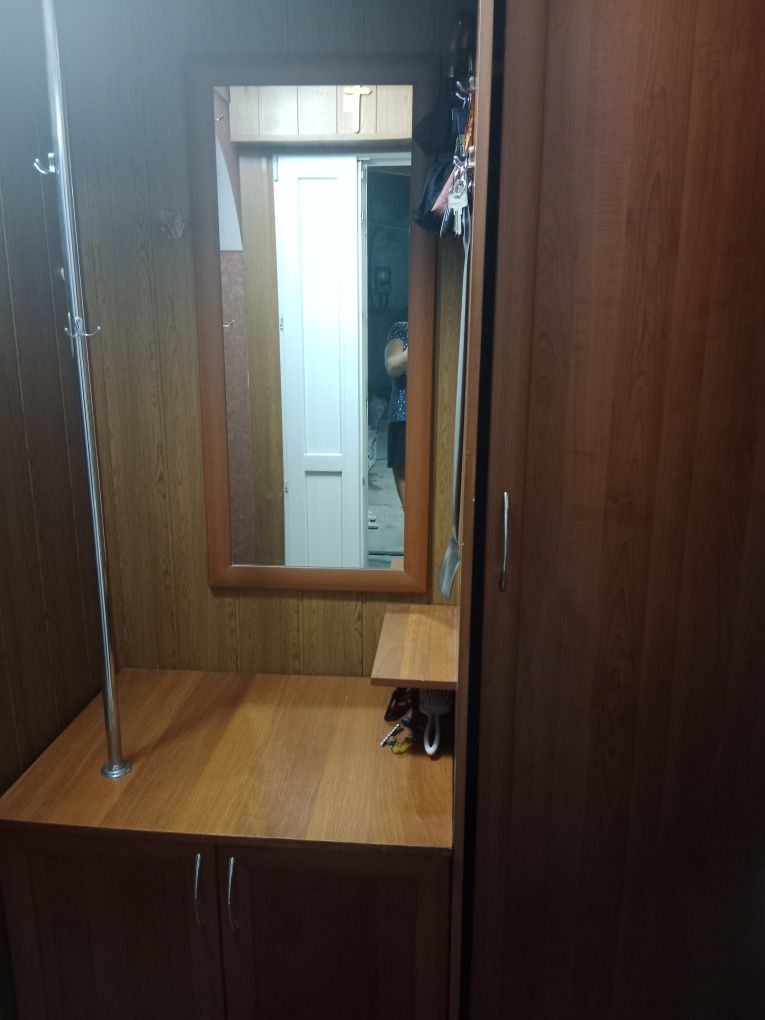 Продается прихожая
