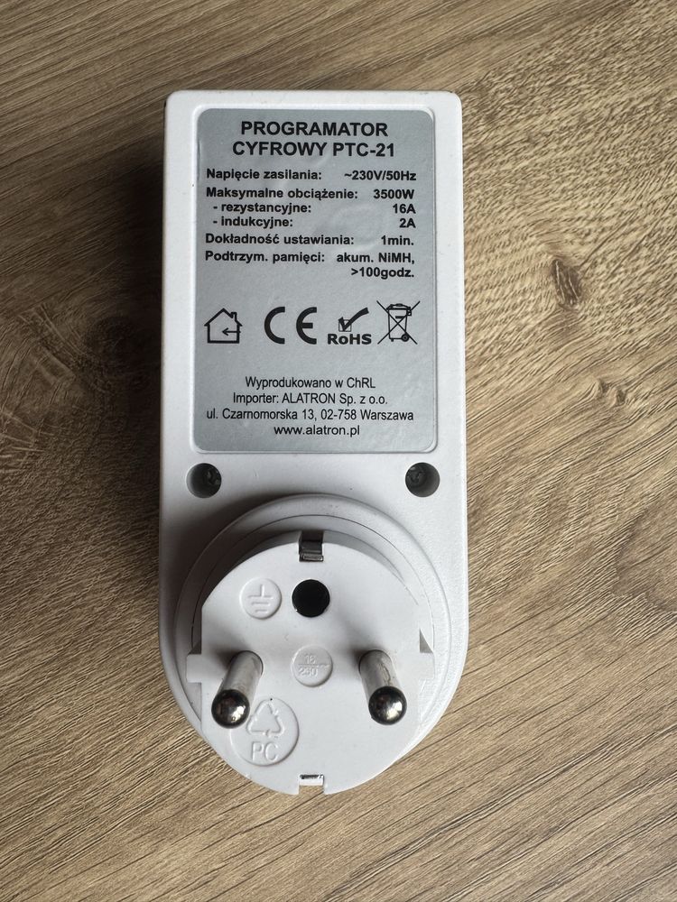 Elektroniczny programator czasowy / Timer do gniazdka – Masterclear