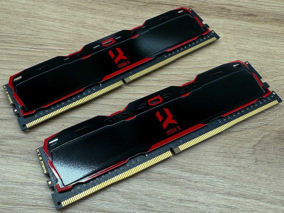 Оперативна пам'ять Goodram IRDM X DDR4 3200MHz 16gb (2x8gb)