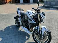 Suzuki GSR Suzuki GRS 750