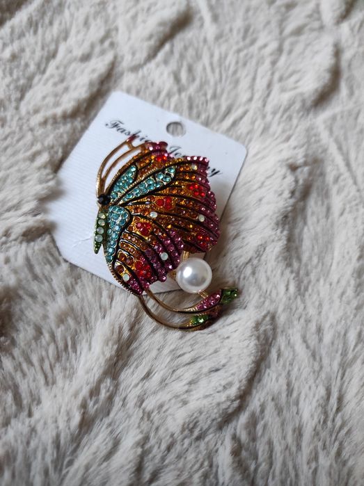 Жіноча брошка Метелик 6 см