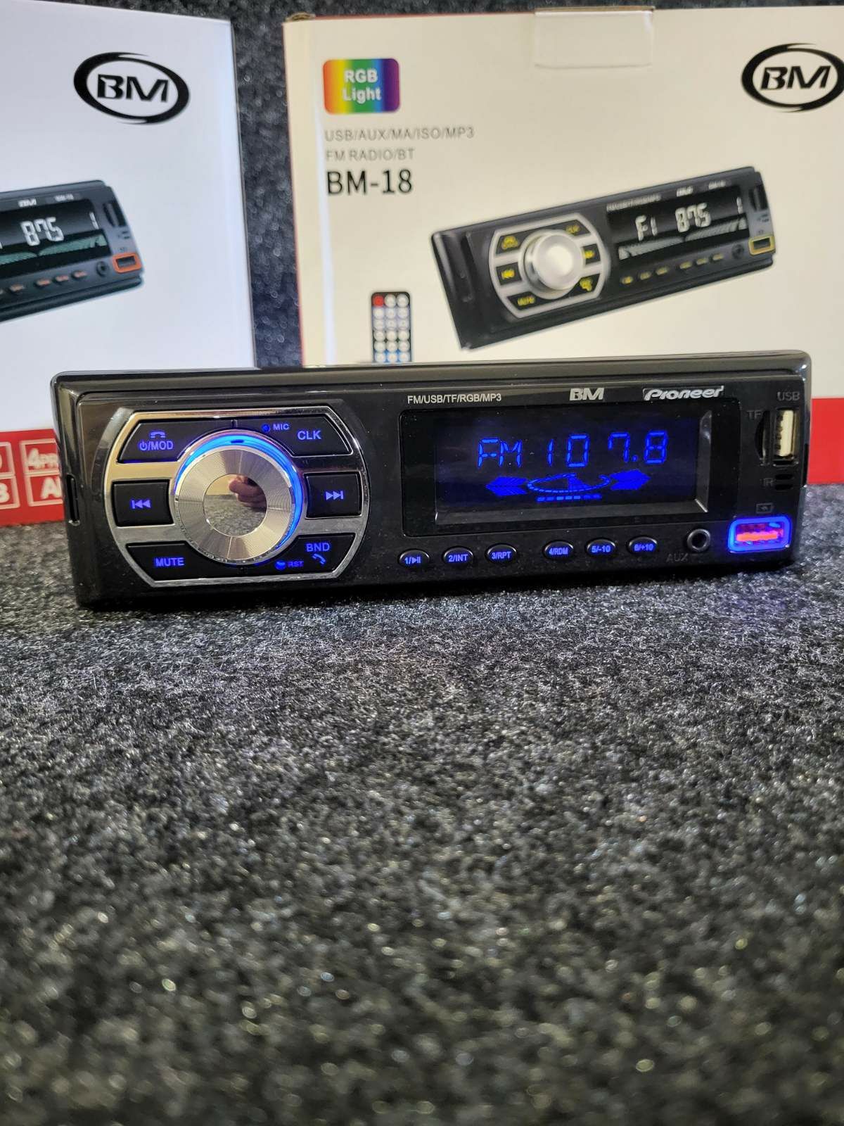 Блютуз магнітола Pioneer BM-18/автомагнітола/флешка/AUX