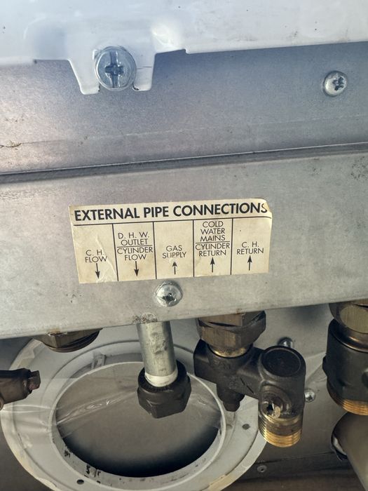 Газовий котел Vaillant 2012 року