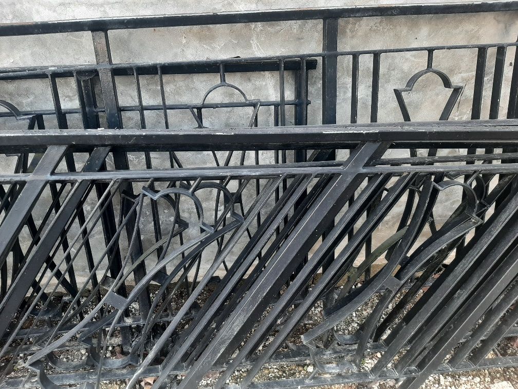 Grades ferro para muros e escadas