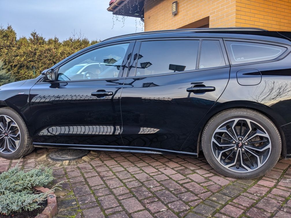 Ford Focus  St-line