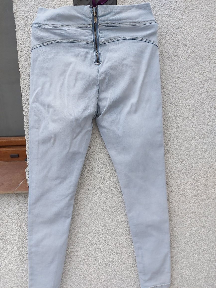 Spodnie z suwakiem rurki rozmiar M