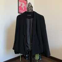 Базовий чорний піджак, приталений жакет