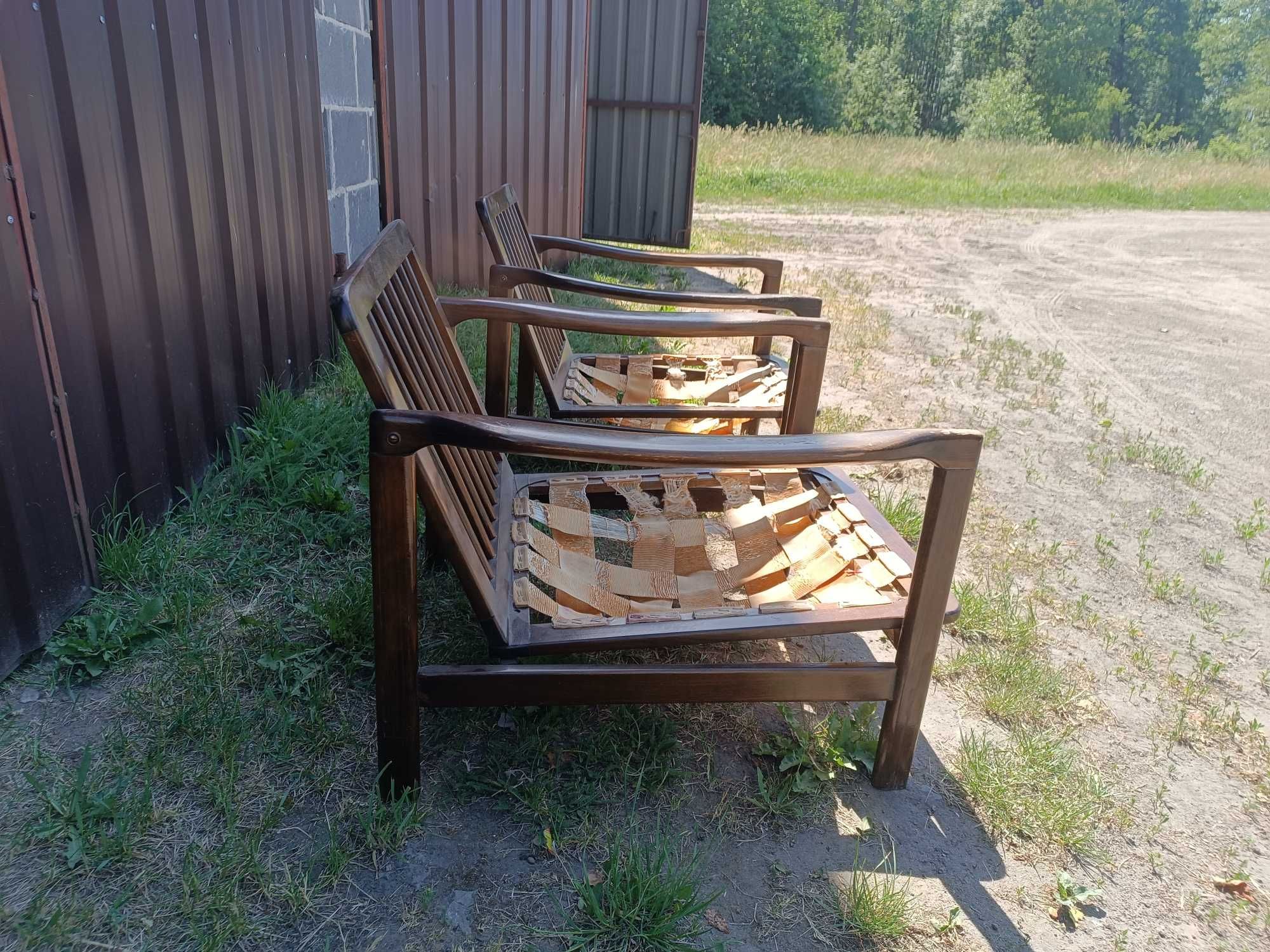 Kultowy fotel Zenona Bączyka B-7522 PRL