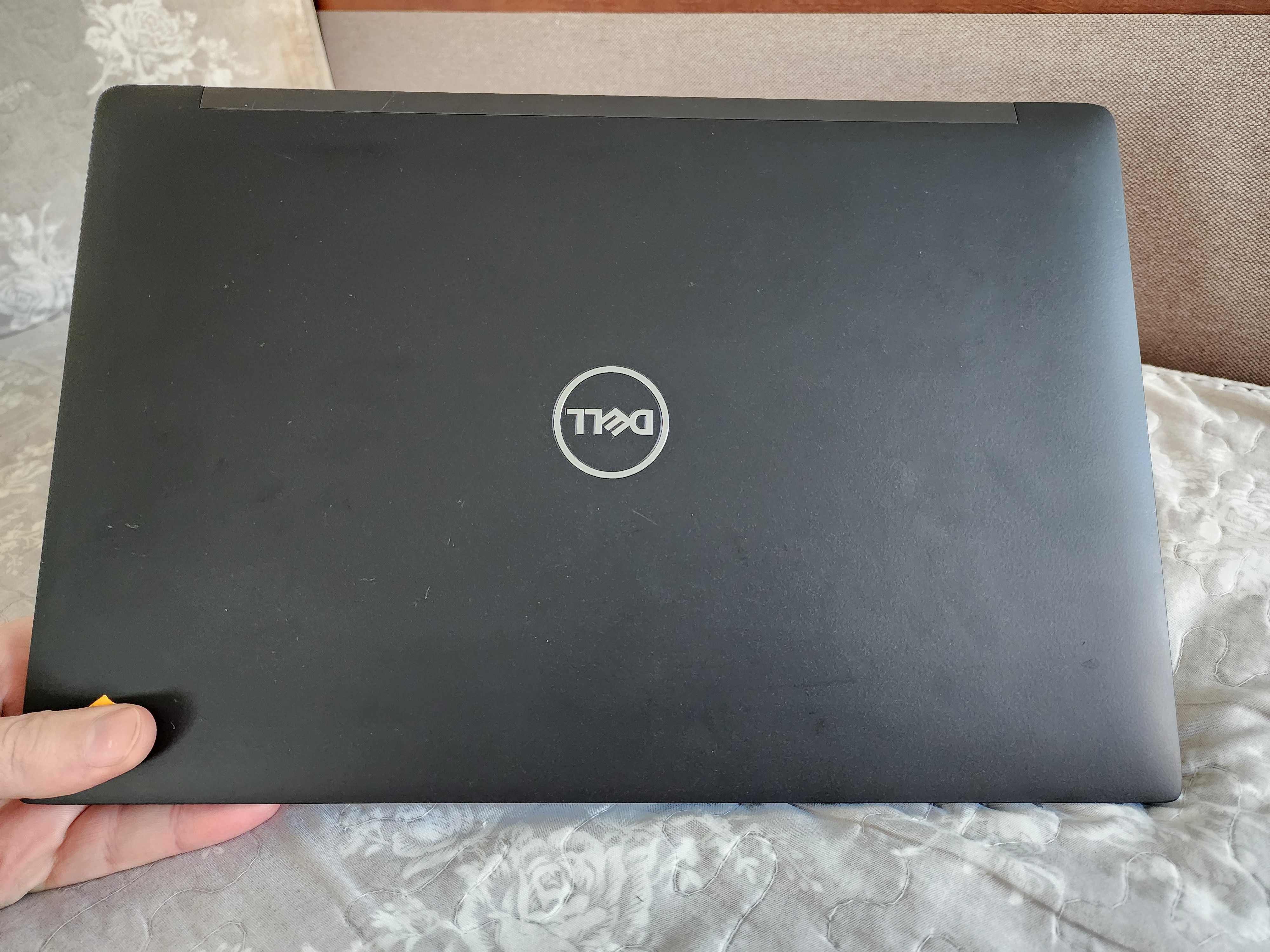 DELL Latitude 7490 14.1" Core i7-8650U 1.90GHz 8GB 256GB SSD