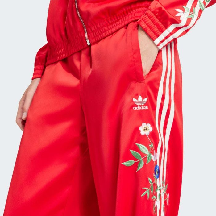 Костюм adidas жіночий