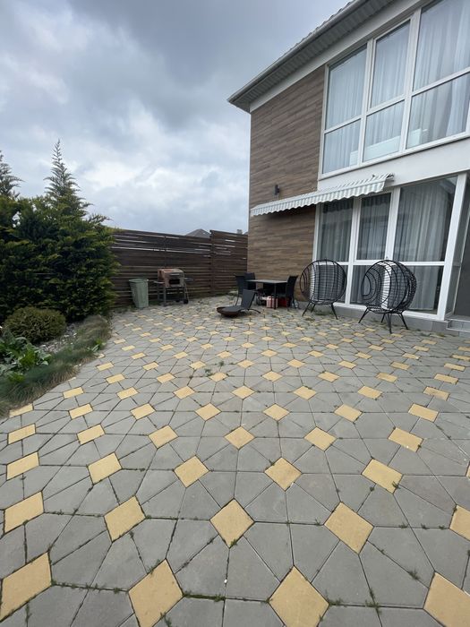 Сдам дом в Совиньоне есть Видео