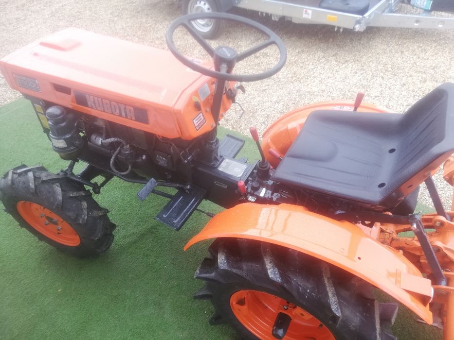 Kubota B6000, 4x4, Frese,transporte