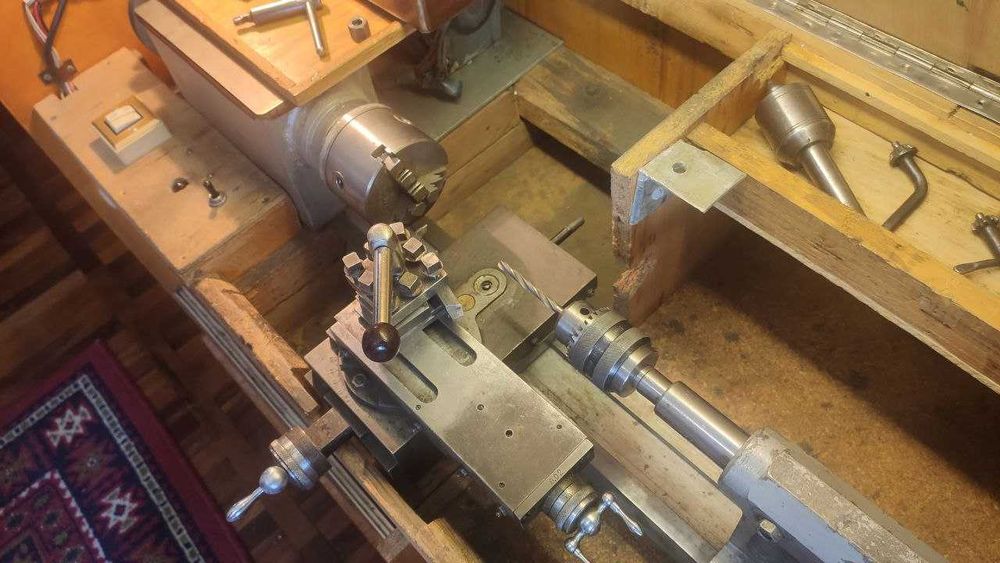 Продам токарний станок