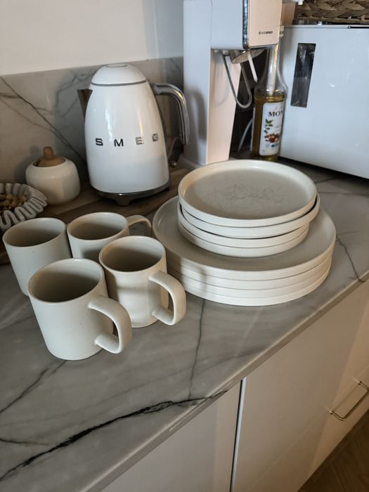 Serwis obiadowy dla 4 osob