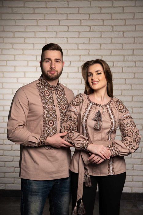 Парні вишиванки для закоханих Комплект жіноча та чоловіча вишиванка