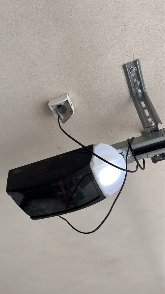 Brama elektrzyczna garażowa 4.75*2.25m