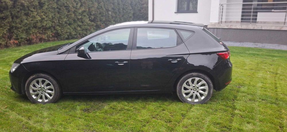 Seat Leon bardzo oszczędny i bezawaryjny