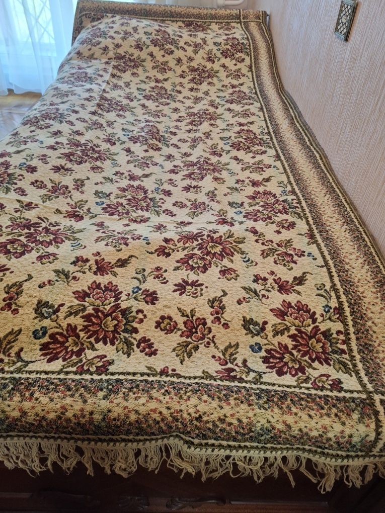 Продам покрывало ГДР