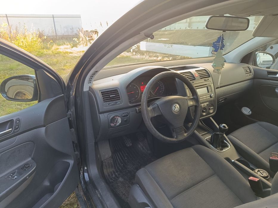 Гольф 5 2005рік 1.9 д 77кл