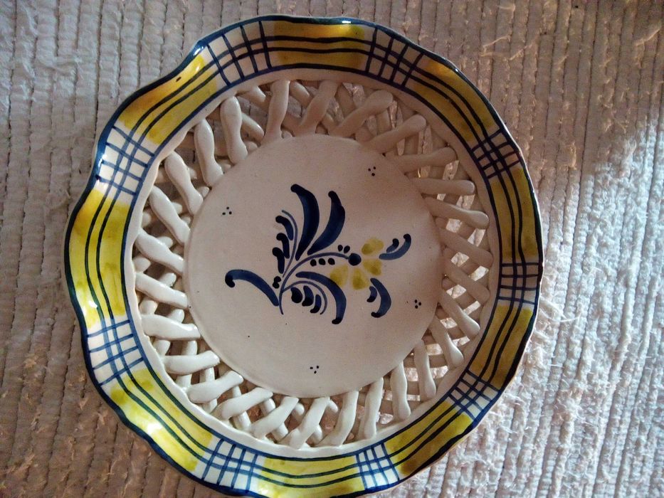 Louça pintada á mão desde 10€