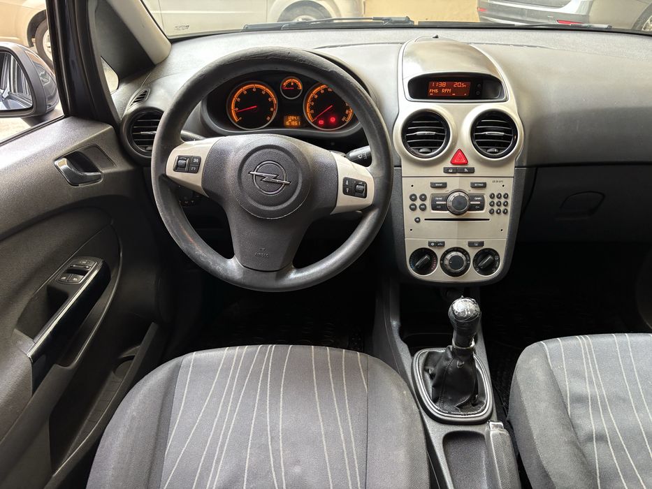 Opel Corsa D Enjoy 1200 Gasolina 160Milkm