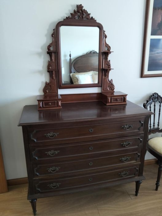 Quarto completo com mobiliário