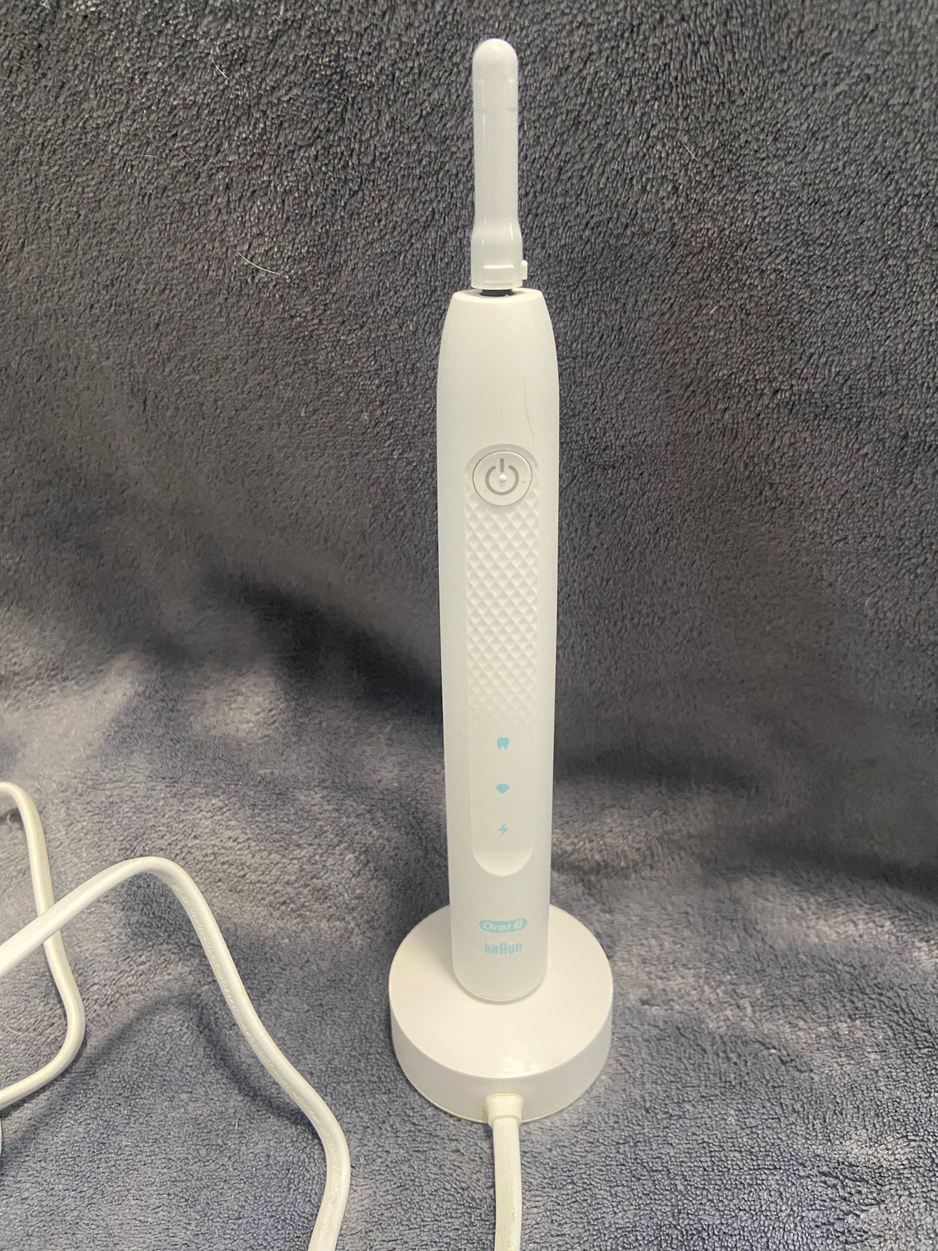 Szczoteczka soniczna Oral-B Pulsonic Slim Clean 2000