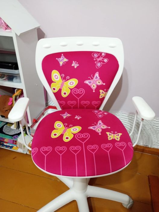 Krzesło biurowe dziewczęce
