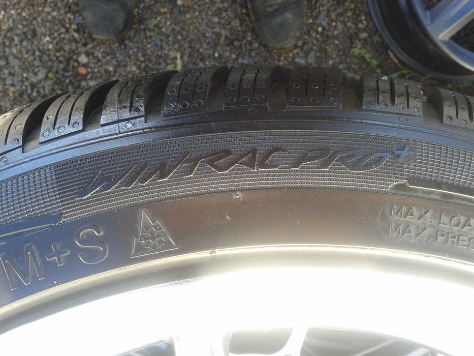 opony r17 vredestein 2024rok jak nowe 205 45 mielec wintrac pro+ 2szt