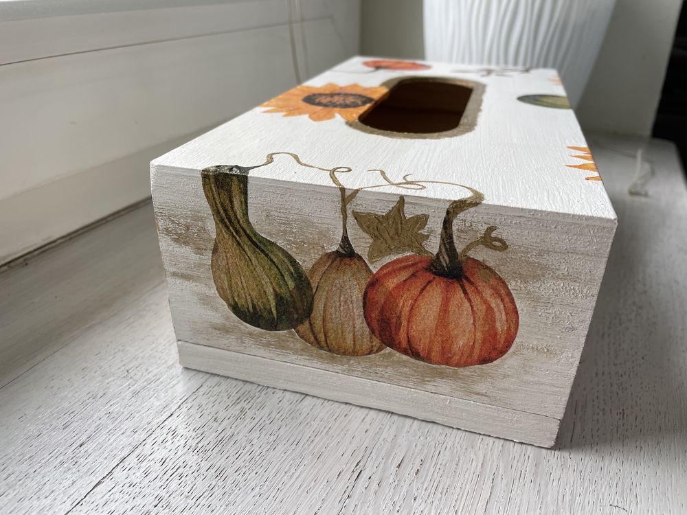 Pudełko na chusteczki decoupage ręcznie malowane diy