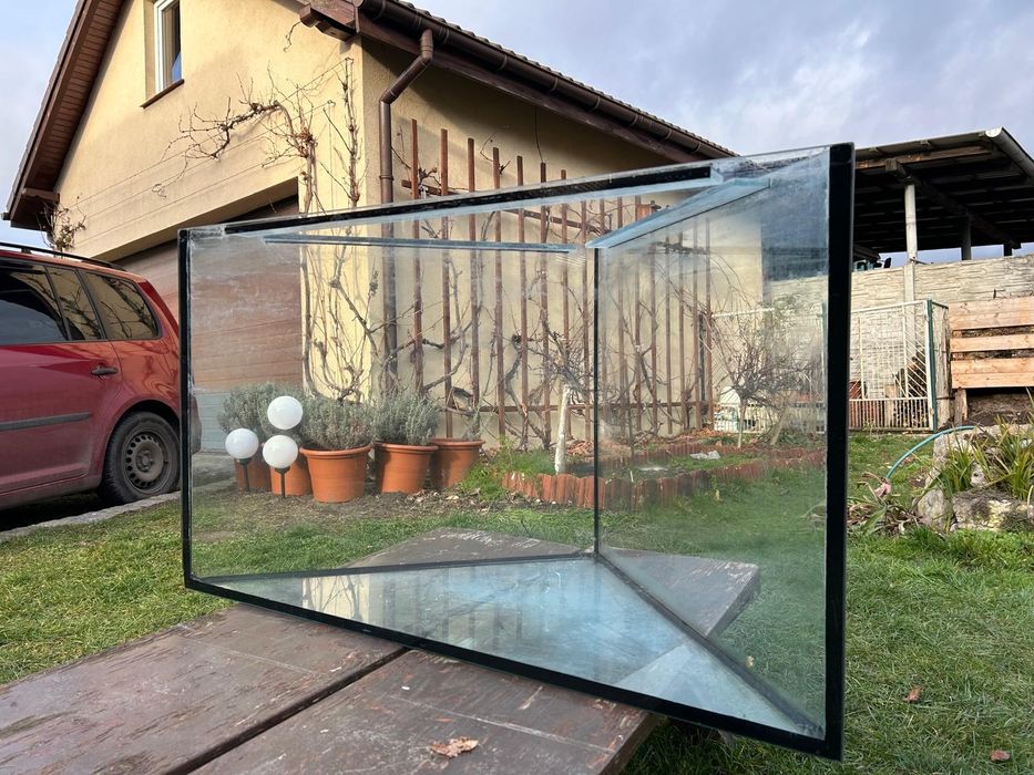 Akwarium narożne trójkątne 240L + szafka + filtr. Cały zestaw