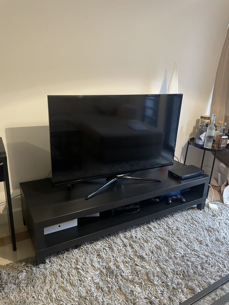 Movel TV IKEA em bom estado