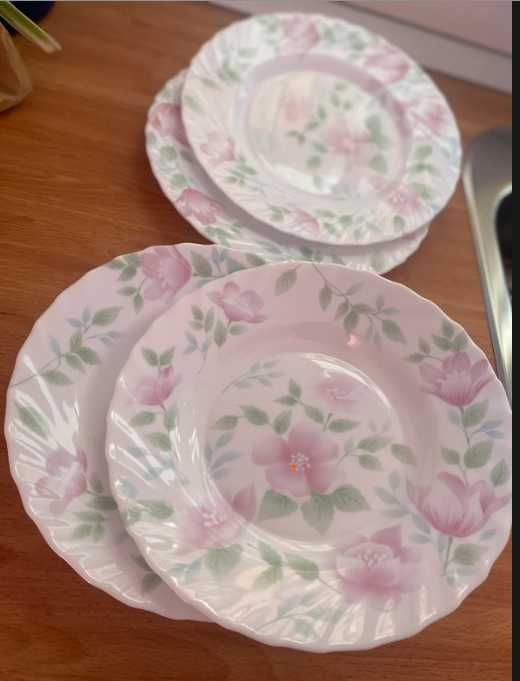 4 pratos Arcopal Florentine