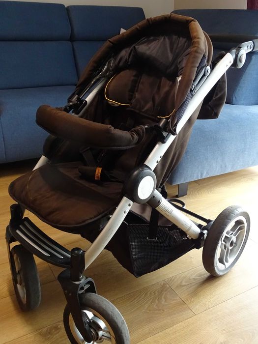 Wózek dziecięcy 2w1 (gondola + spacerówka) + akcesoria